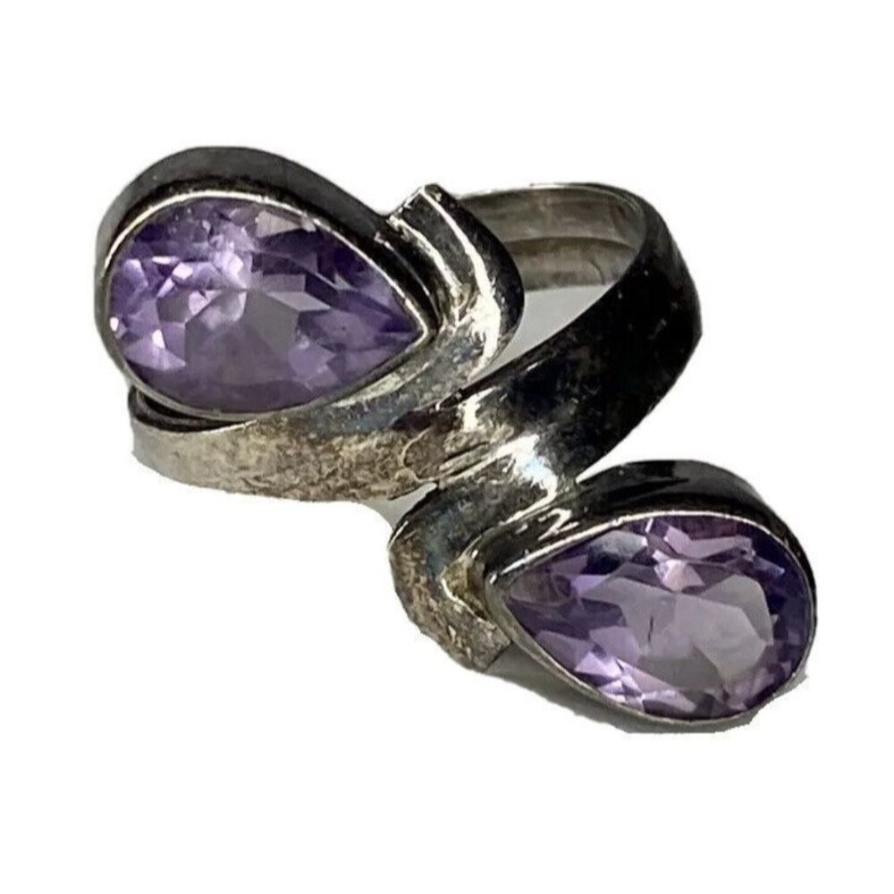 Purple Gemstone Amethyst? Ring marked 925 Silver Size 7 Two Stones Pear Shaped